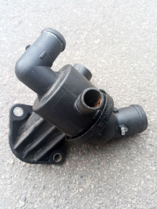 Термостат Шкода Суперб.