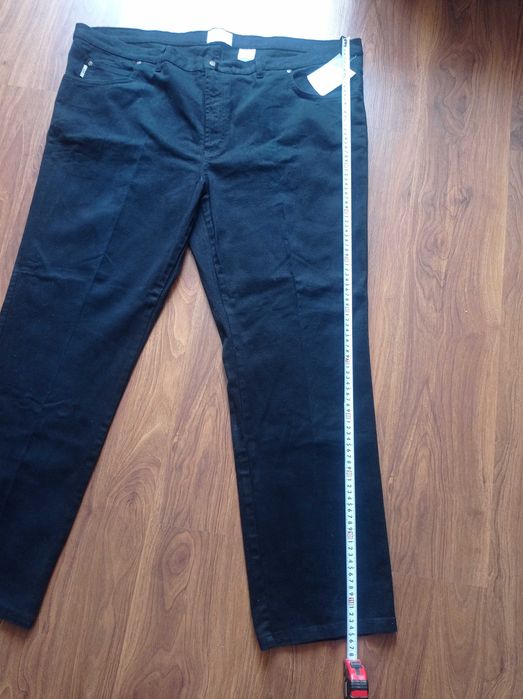 Spodnie jeansowe meskie Nowe 63