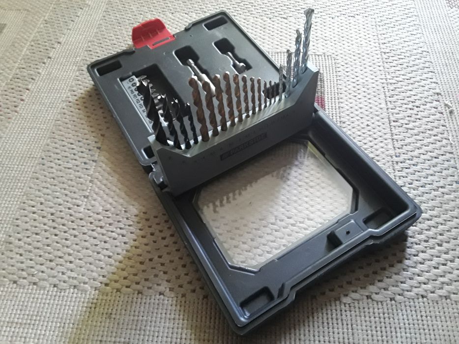 Conjunto de Brocas (Na Caixa Estojo) Novas