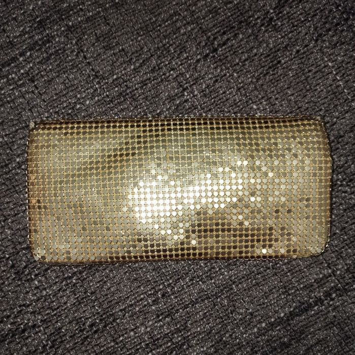 Клатч  в стразах