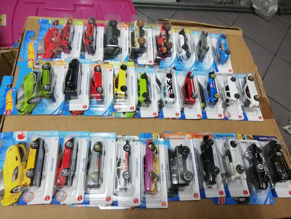 Hotwheels novos sem uso
