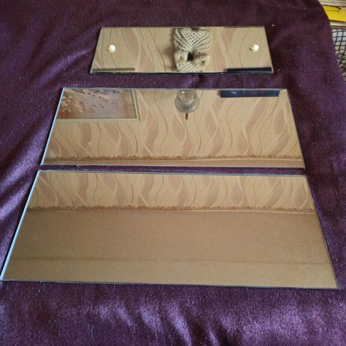 Дзеркальні  інтер'єрні полички з кріпленням