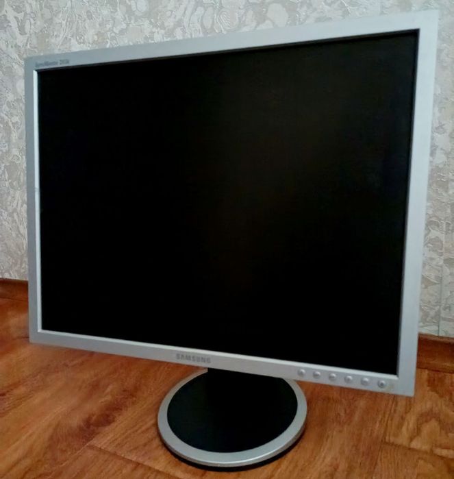 Монитор Samsung 203B