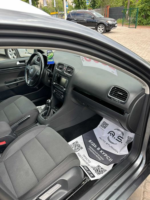 Продам Volkswagen Golf 2013 рік можлива розстрочка,кредит,обмін!
