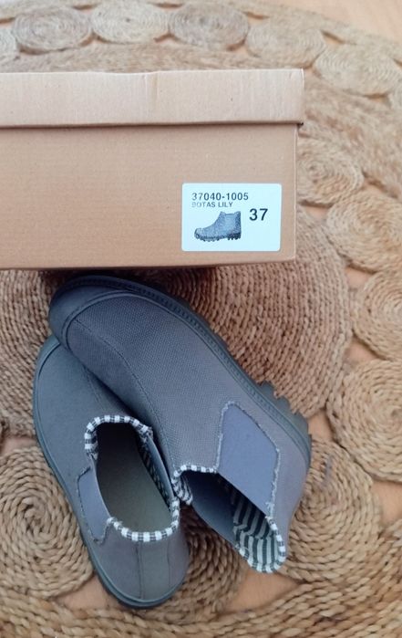 Mulher - Moda - Calçado