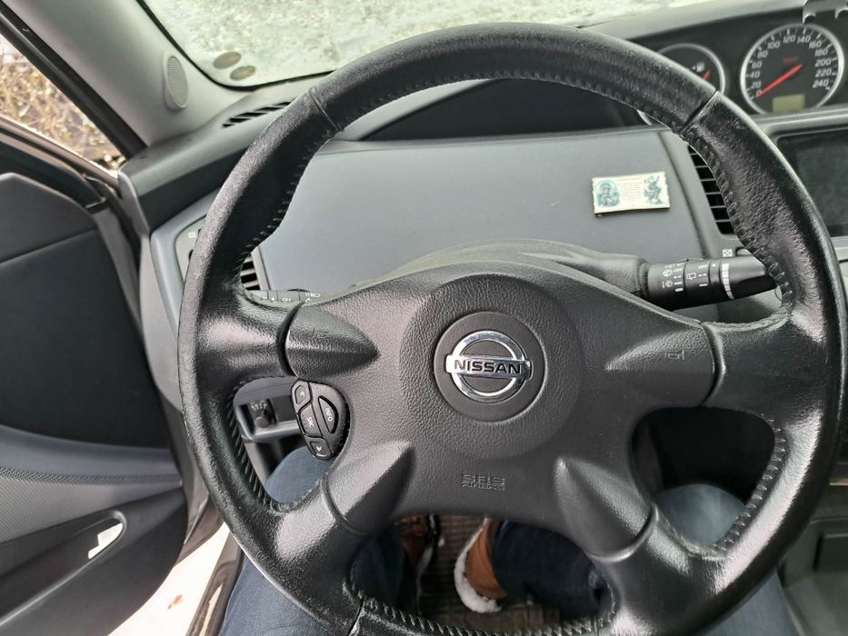 Nissan Primera 2004r