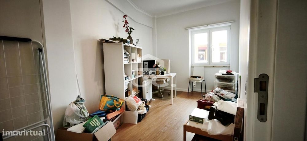 Apartamento de 2 Quartos em Queluz, Sintra