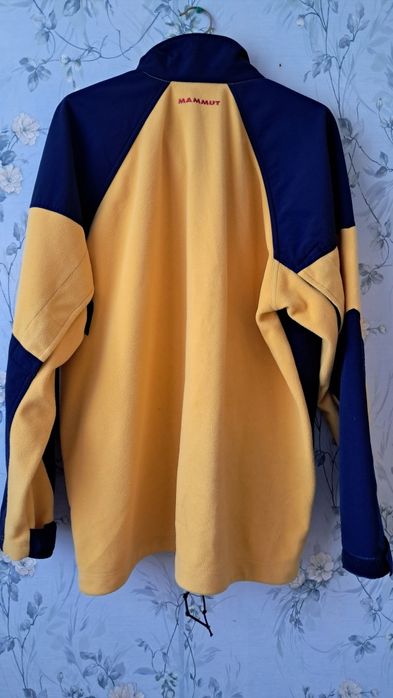 Вінтажна флісова кофта mammut windstopper