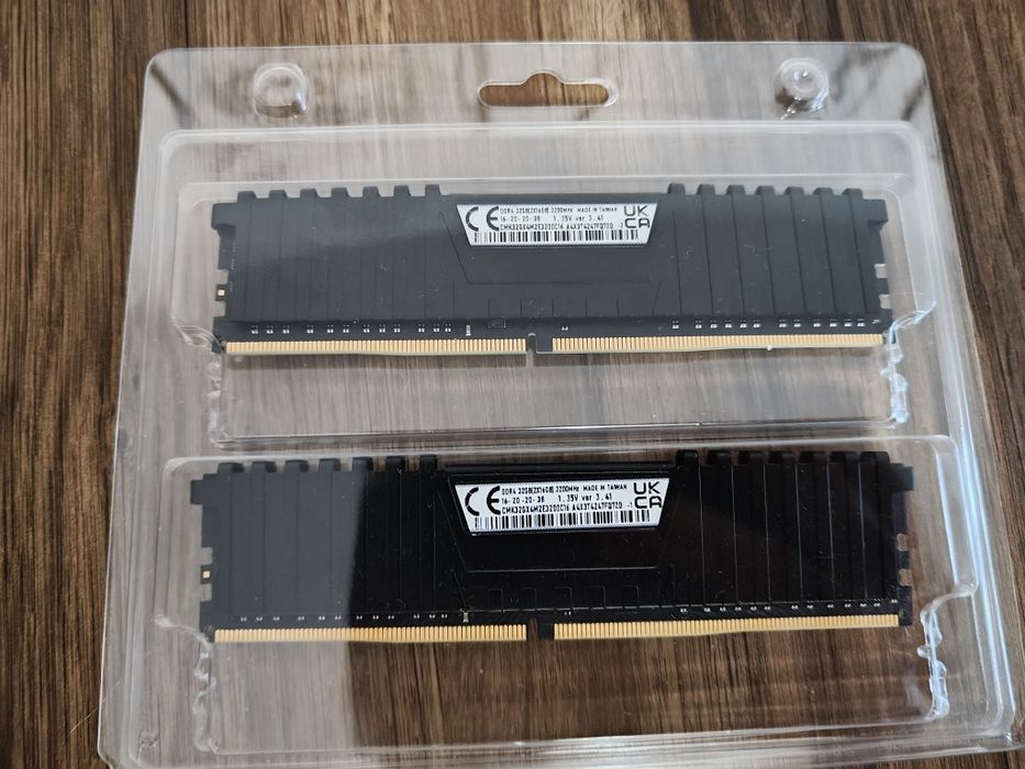 RAM Corsair Vengeance DDR4 32GB 2 x 16GB 3200 CL16