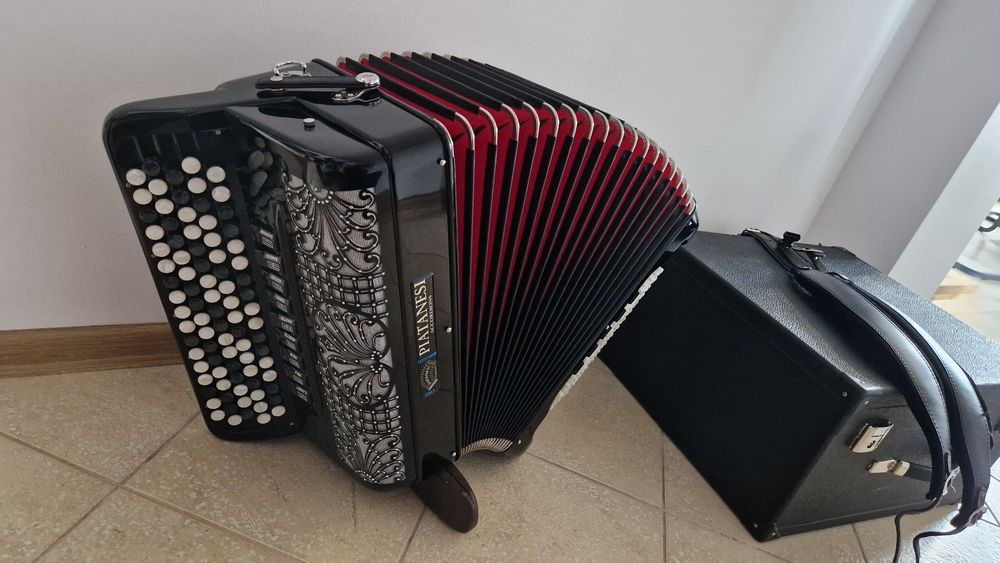 Akordeon Piatanesi Musette 96 basów guzikowy