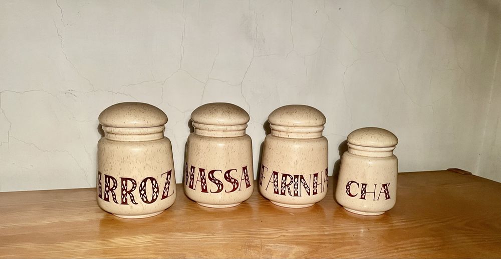 Conjunto de Potes em Cerâmica Vintage