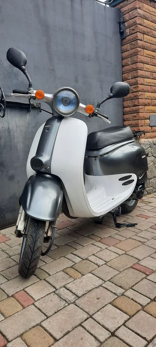 Продам скутер   .