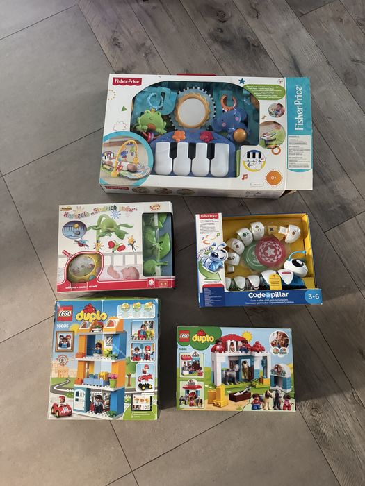 Zabawki dla dzieci rozne. Pluszaki. Lego. Karuzela