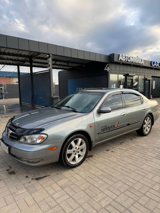 Nissan maxima 2.0