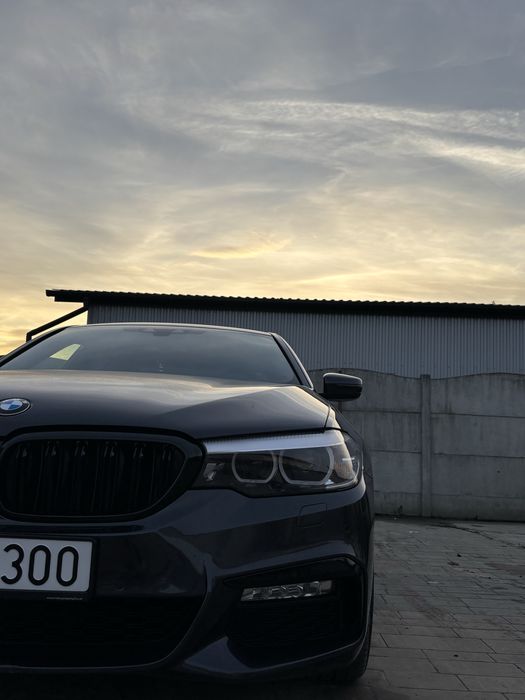 Wynajem bmw g30 530i