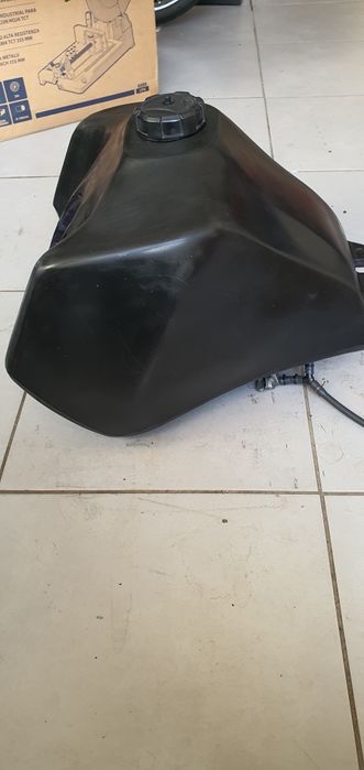 Depósito Honda XL 600 ou Yamaha XT600 Acerbis de 22L