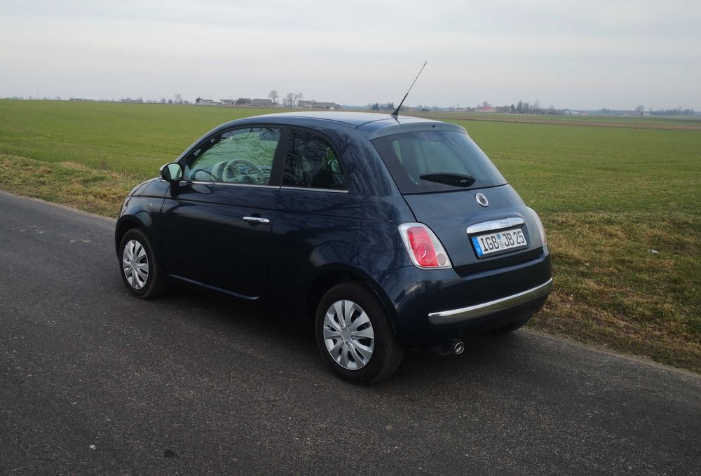 Samochód Fiat 500 klima
