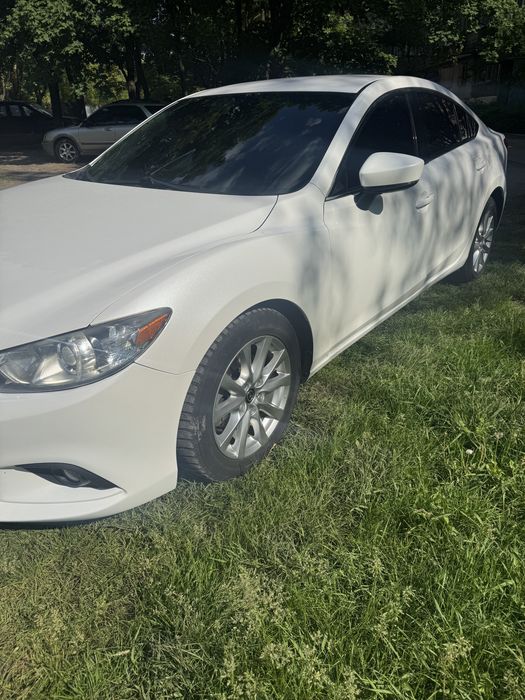 Автомобиль Mazda 6