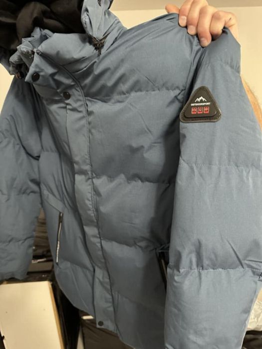 Kurtka przeciwdeszczowa Xl pisać na priv