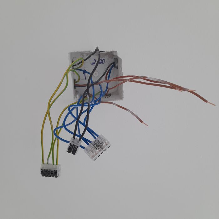 Electricidade e outros