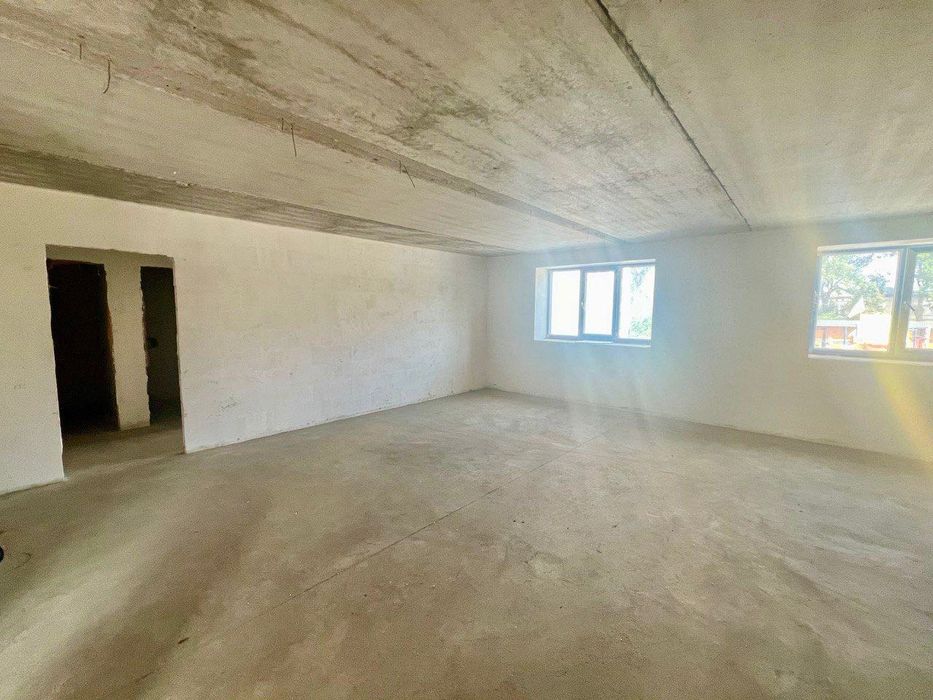 Продається комерційне приміщення. Чортків