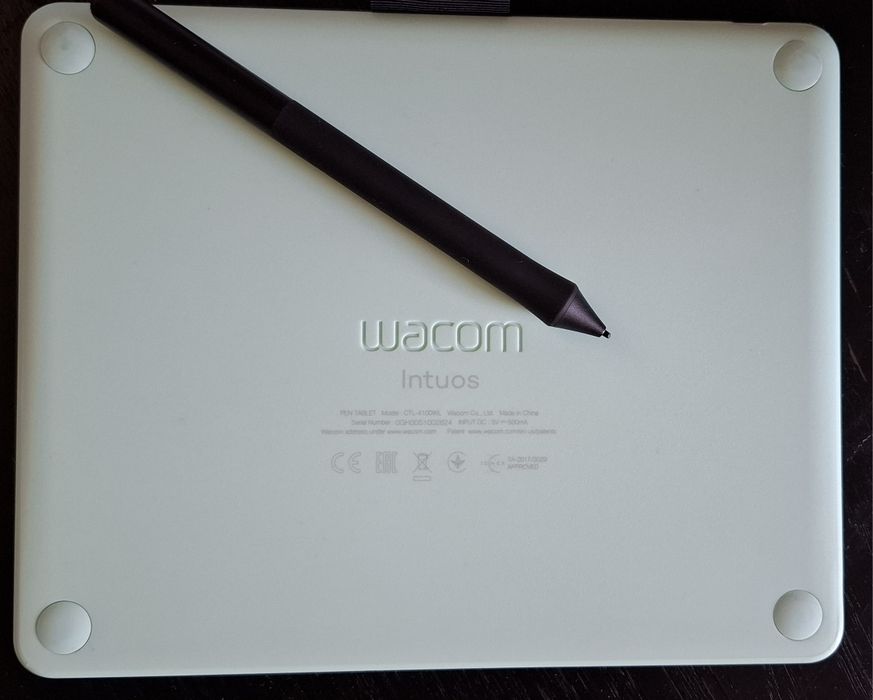 Wacom Intuos S Bluetooth – tablet graficzny + pudełko, mało używany