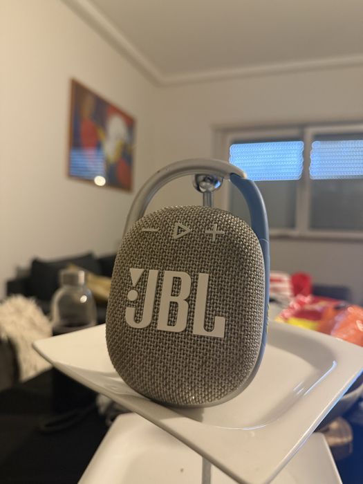JBL Clip 4 – Coluna Bluetooth Portátil