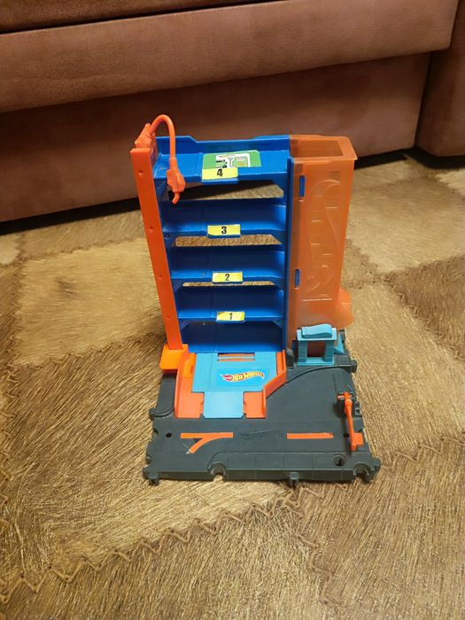 Hot Wheels треки