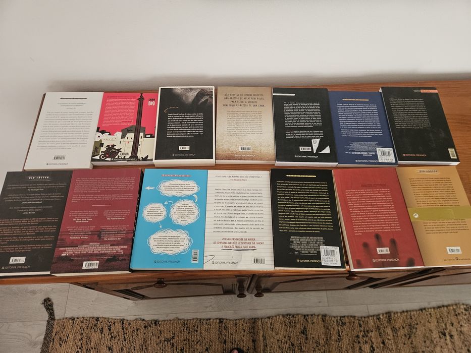 Conjunto livros bestsellers novos.