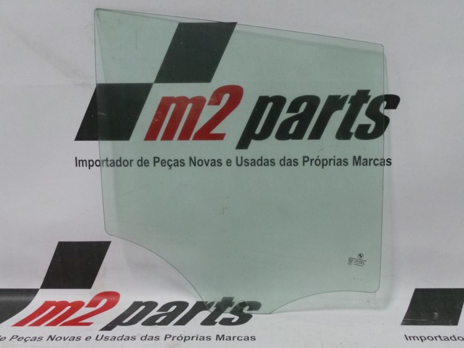 Vidro Da Porta Direito/Trás Seminovo/ Original Bmw X1 51352990300