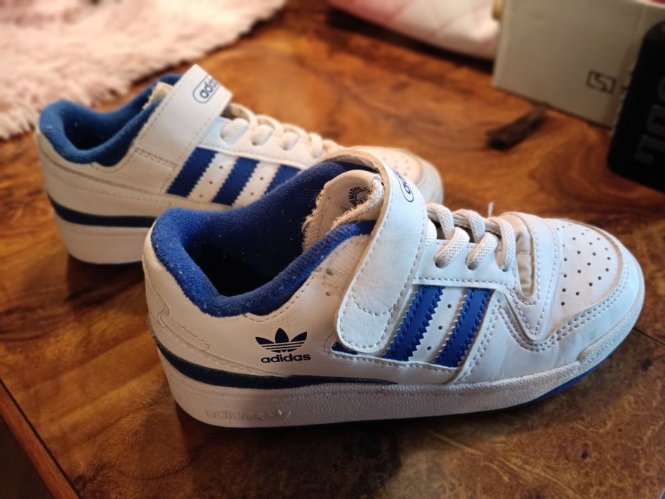 Sapatilhas adidas 31