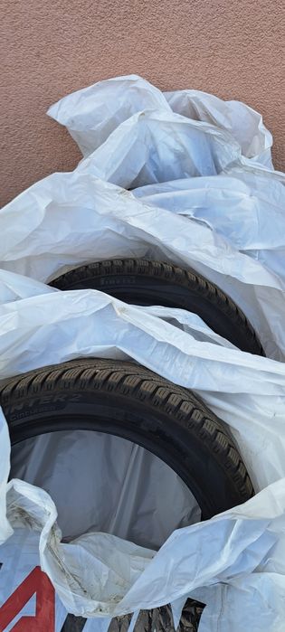 Opony zimowe Pirelli
