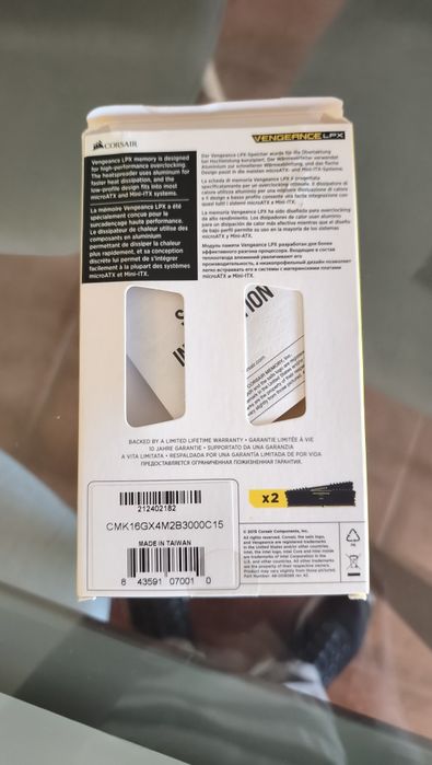 Memória RAM Corsair vengrance lpx ddr4 2x8