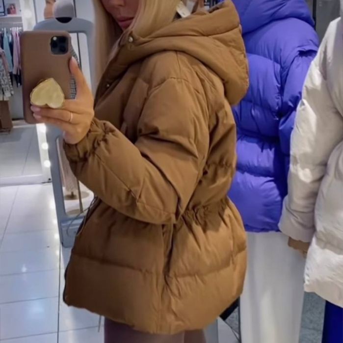 Куртка жіноча з капюшоном