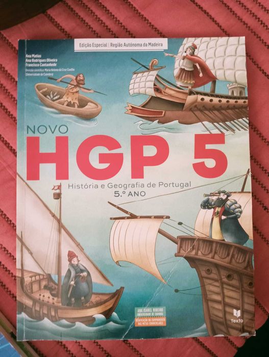 Manuais 5º ano (Matemática, Ciências Naturais, Novo HGP, Português)