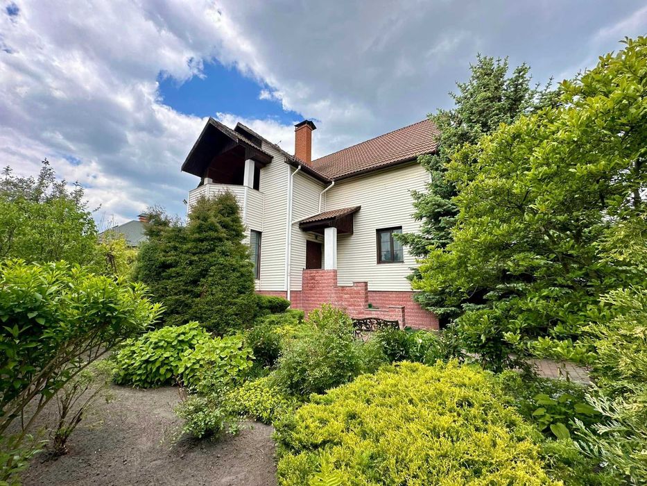 Продається ексклюзивний будинок,335 кв.м