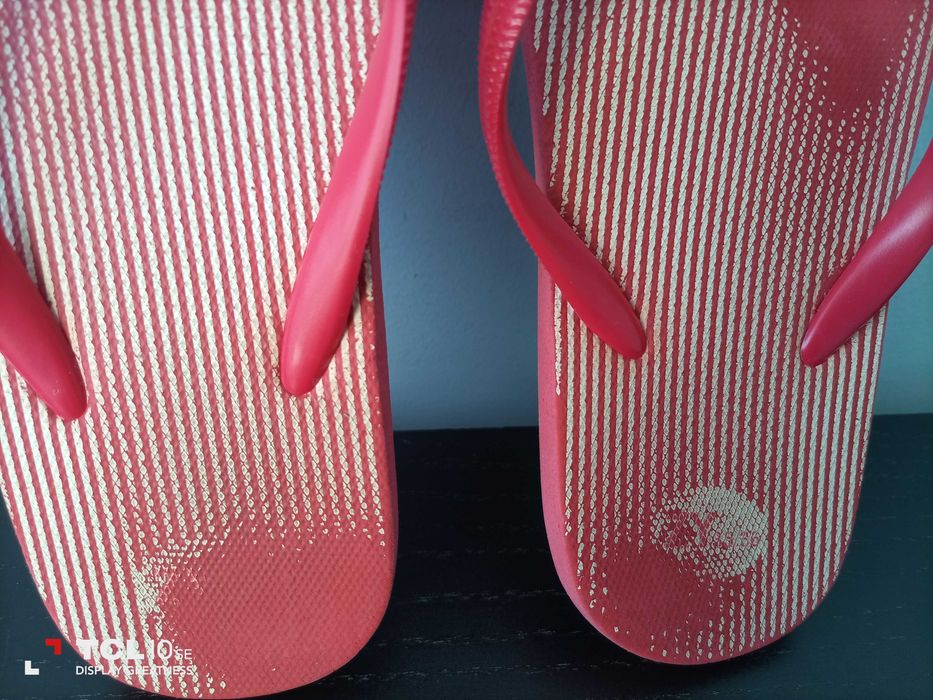 Chinelos de dedo Zippy