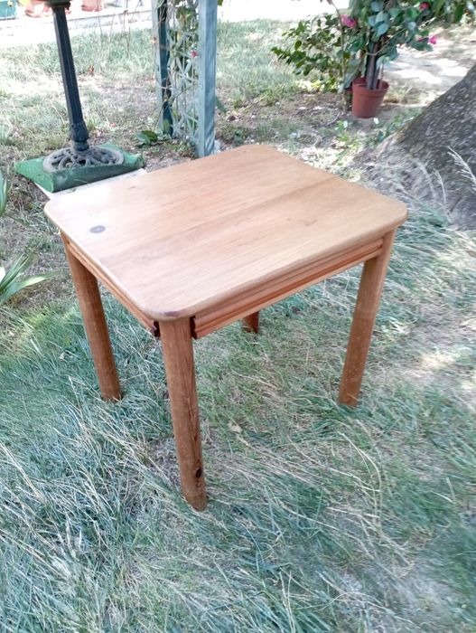 Mesa de apoio jardim