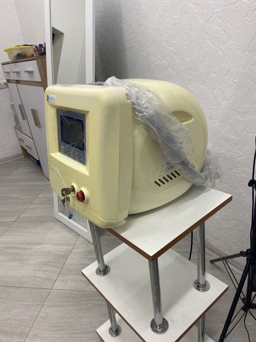 Лазер для удаления татуировок Nano-Light MV20