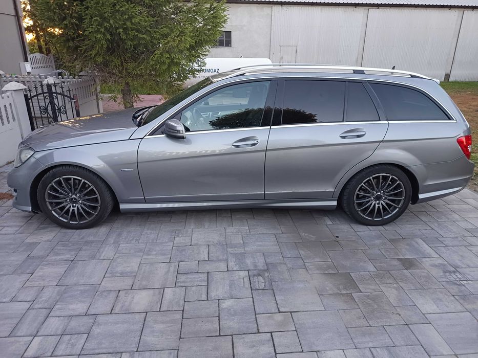 Mercedes-Benz klasa C 3.0 V6 AMG