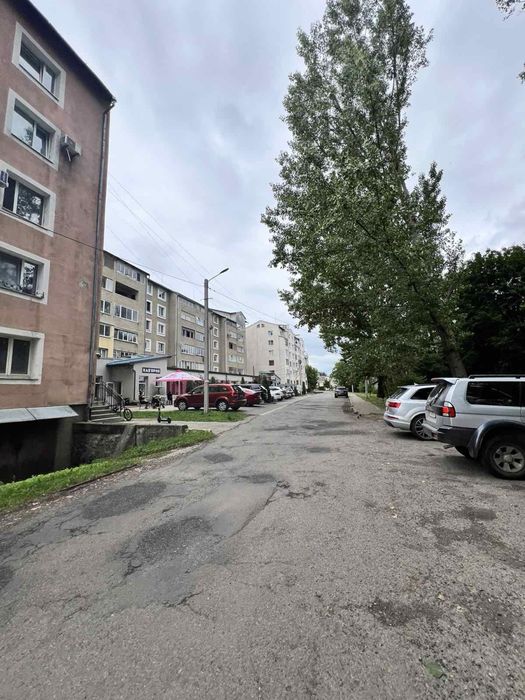 Продаж нежитлового підвального приміщення 200 кв м
