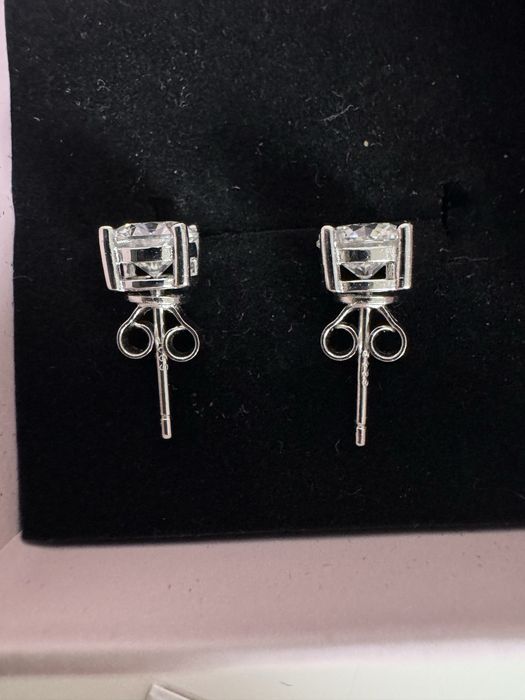 Kolczyki   1 carat
