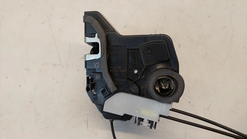 Fechadura / fecho porta trás esquerdo TOYOTA C-HR (_X2_, _H2_)