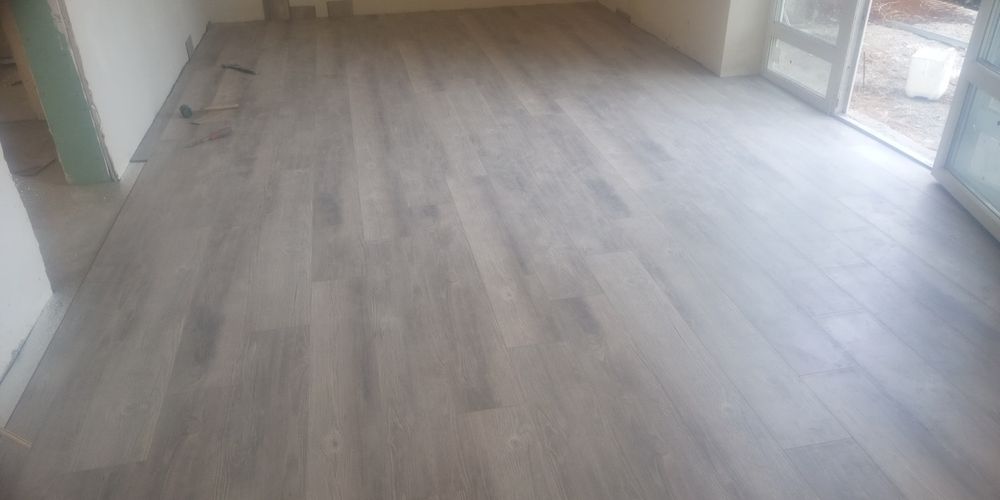 Укладка ламінату!