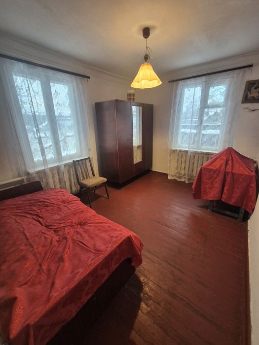 Продам окремий будинок