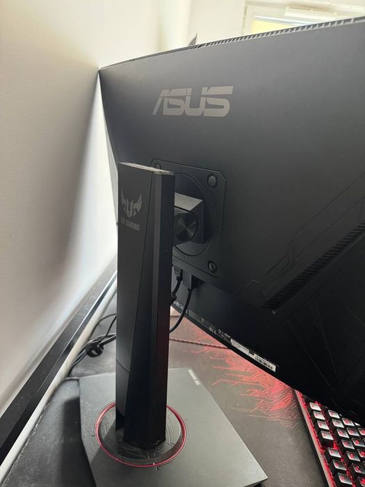 Monitor ASUS VG27WQ 27” WQHD 144 Hz – Stan idealny, rok gwarancji!