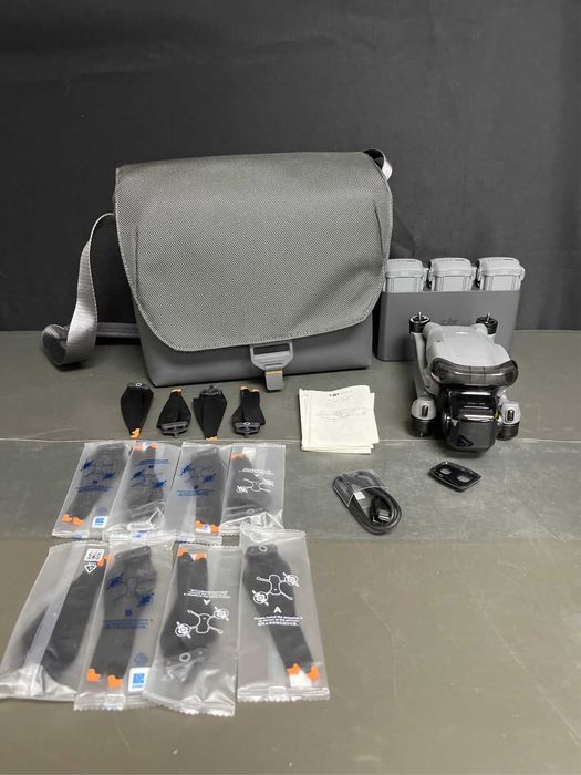 DJI Air 3 Fly More Combo (RC 2)