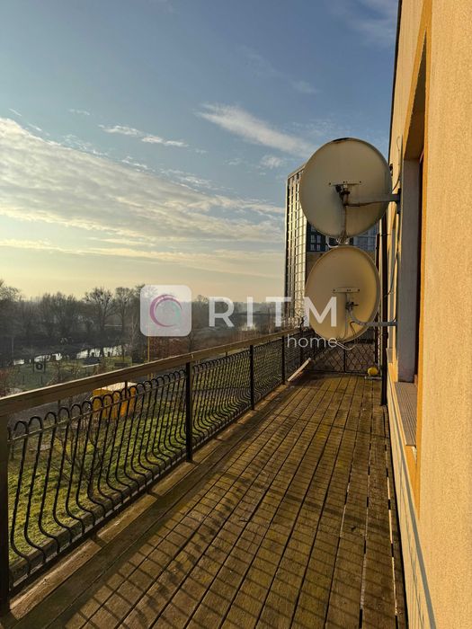 Продаж великогабаритної 2-кімнатної квартири 120 м² у Центрі міста!!!