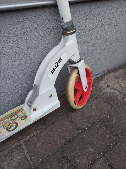 Hulajnoga Powerblade BLAZER 200 /Biała/