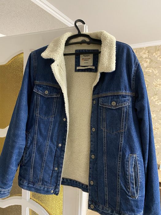 Джинсова куртка Pull&Bear на хутрі (овчина) | Розмір L | Стан ідеальний